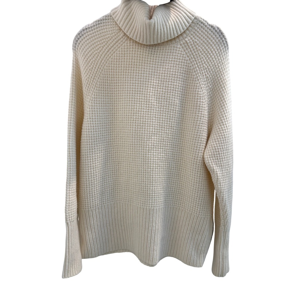 LL Bean Waffle Knit Turtleneck Sweater Womens M Pet Cream Side Zip Cozy Classic